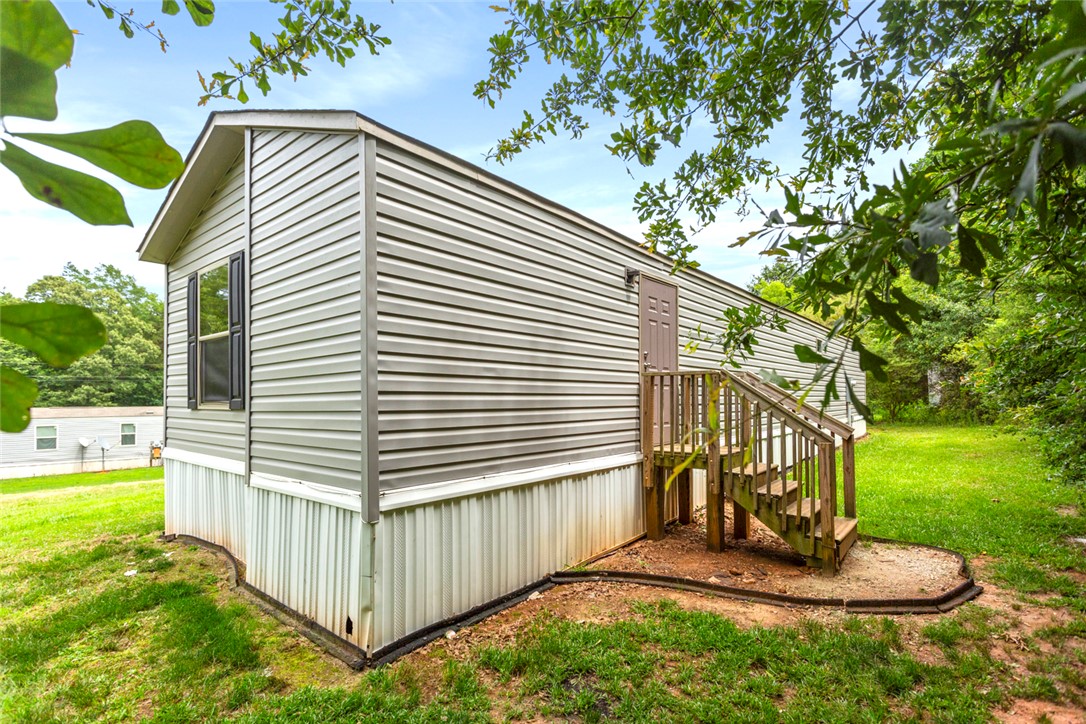 429 C Brown Farm Road Seneca, SC 29678 - Photo 3 of 24 Gallery Image 3