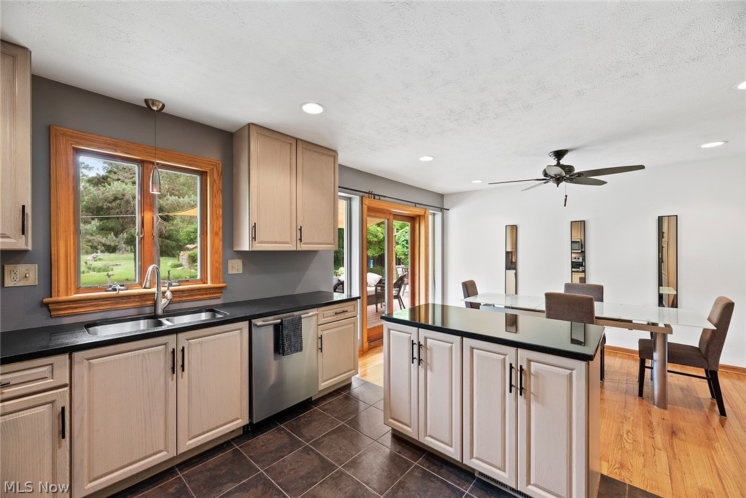 17611 Alexander Road Walton Hills, OH 44146 - Photo 8 of 35