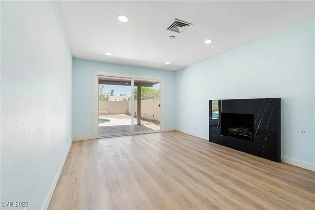 $2,495 | 3740 Lillo Street, Las Vegas, NV 89103