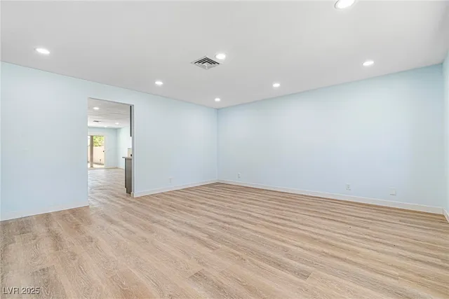 $2,495 | 3740 Lillo Street, Las Vegas, NV 89103