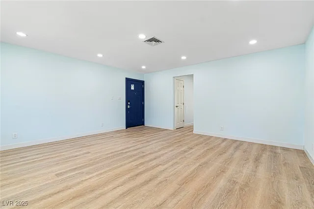 $2,495 | 3740 Lillo Street, Las Vegas, NV 89103