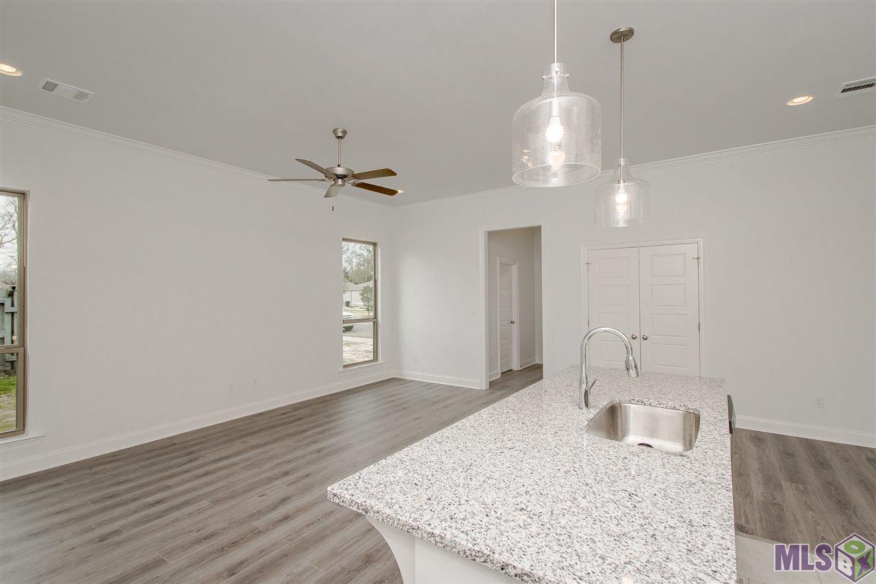 1456 Partierre Lane Baton Rouge, LA 70820 - Photo 10 of 28 Gallery Image 10
