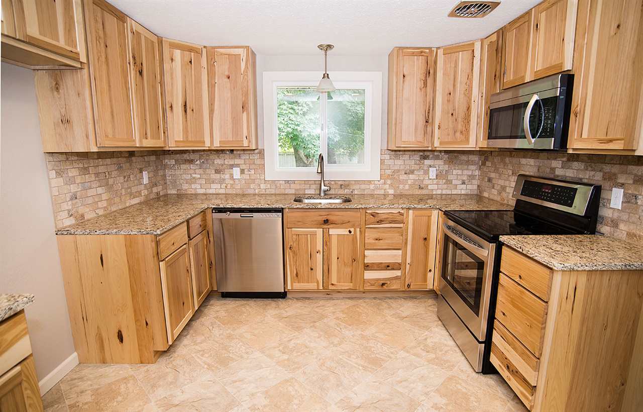 3213 North Girard Road Spokane, WA 99212 - Photo 6 of 20