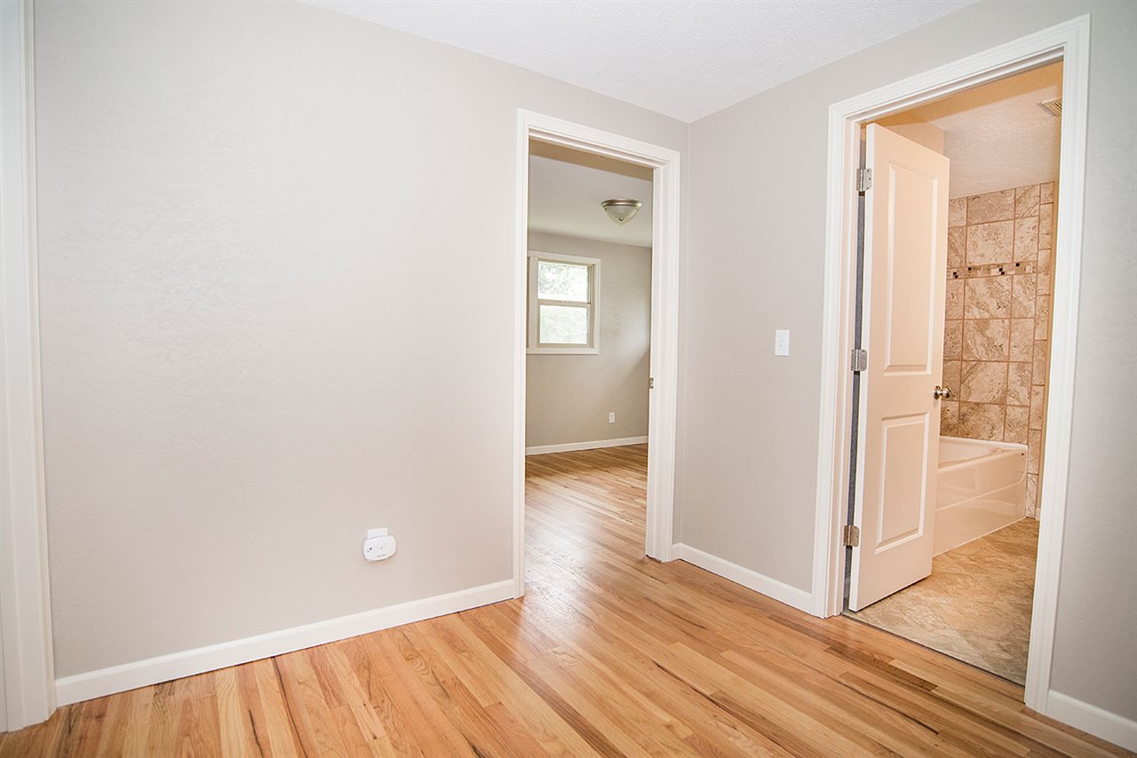 3213 North Girard Road Spokane, WA 99212 - Photo 8 of 20