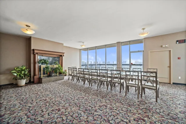 $275,000 | 1707 North Prospect Avenue, Unit 4A, Milwaukee, WI 53202