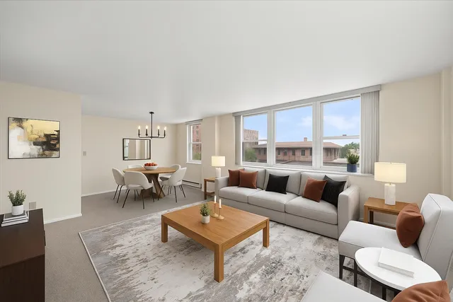 $275,000 | 1707 North Prospect Avenue, Unit 4A, Milwaukee, WI 53202