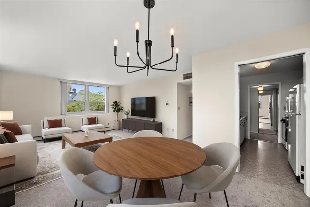 $275,000 | 1707 North Prospect Avenue, Unit 4A, Milwaukee, WI 53202