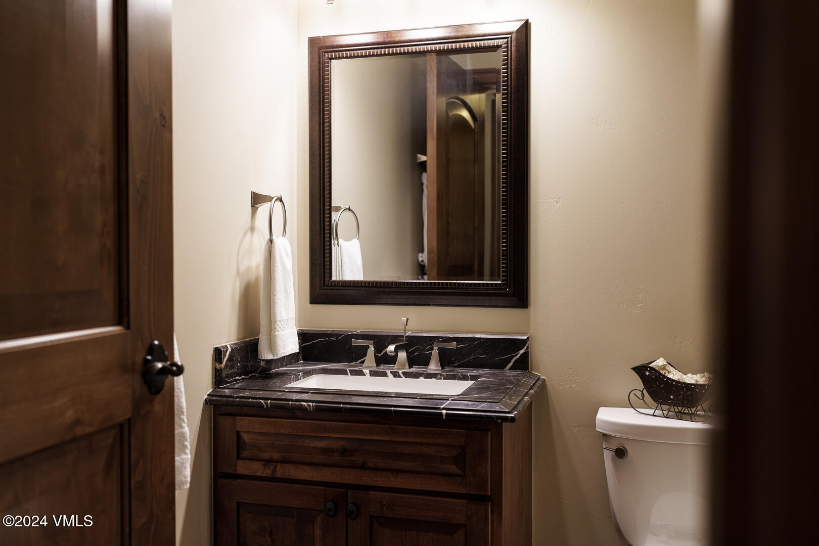 728 West Lionshead Circle, Unit R112 Vail, CO 81657 - Photo 12 of 83 Ritz-Carlton_Vail_R112_004