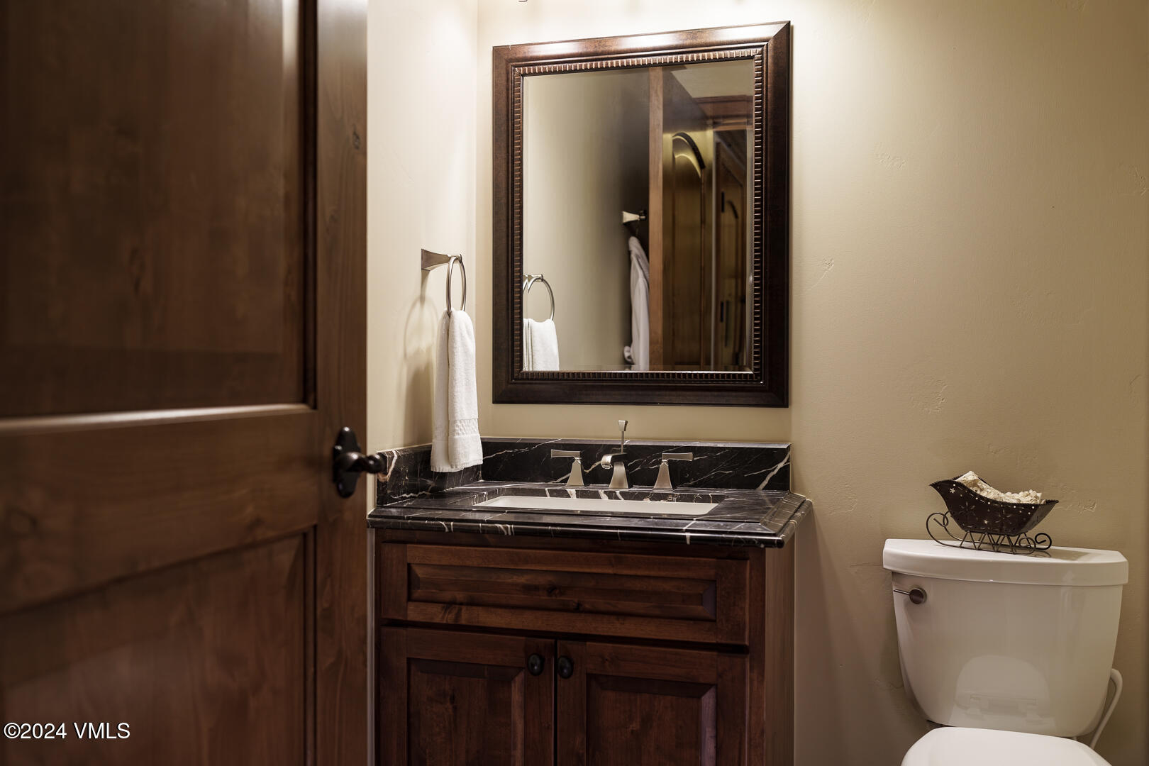 728 West Lionshead Circle, Unit R112 Vail, CO 81657 - Photo 13 of 83 Ritz-Carlton_Vail_R112_007