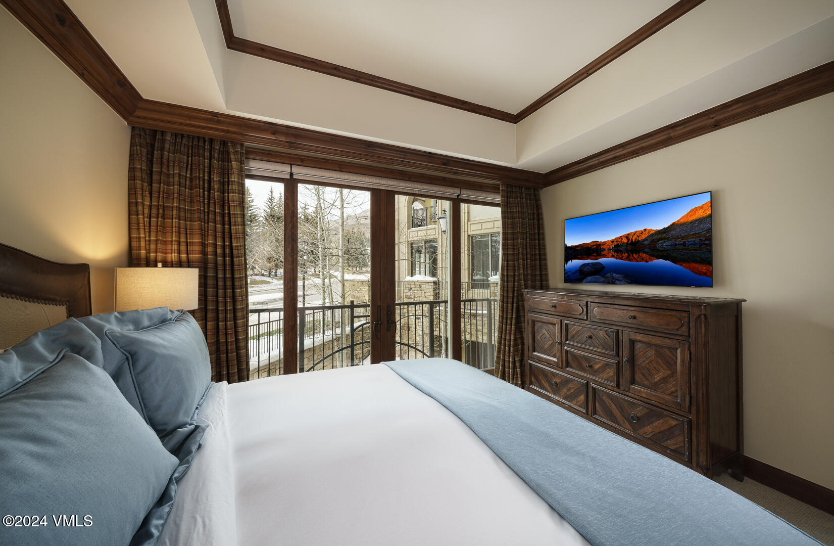 728 West Lionshead Circle, Unit R112 Vail, CO 81657 - Photo 31 of 83 Ritz-Carlton_Vail_R112_046