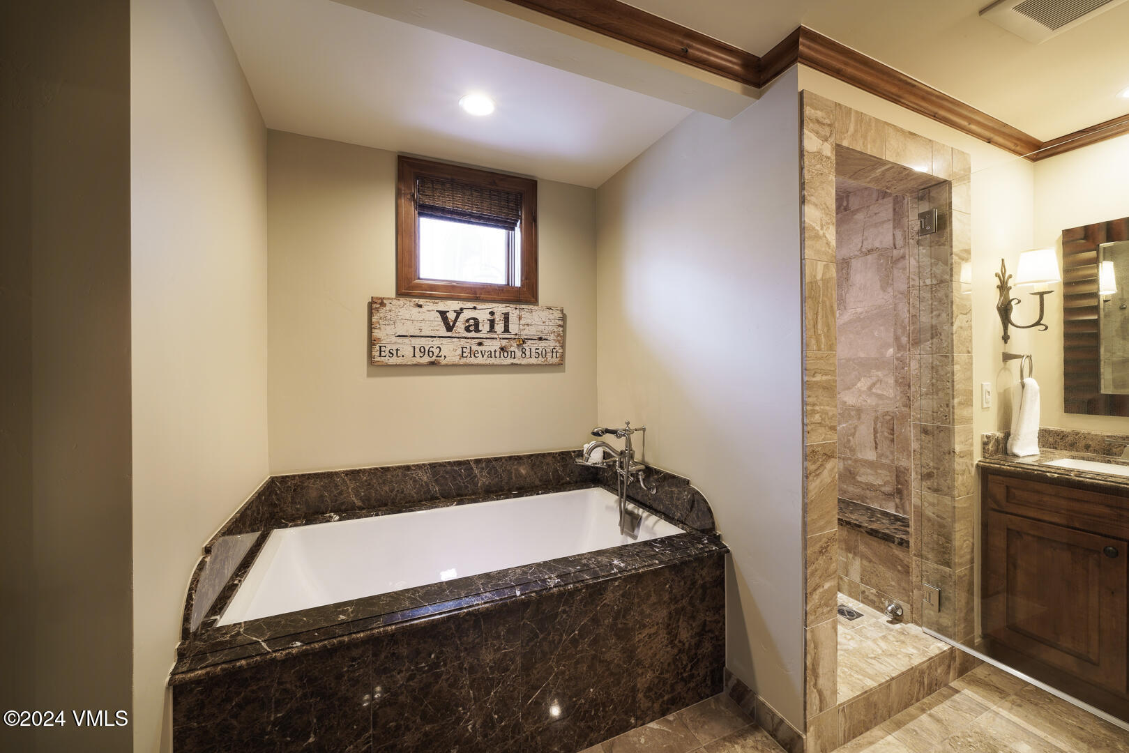 728 West Lionshead Circle, Unit R112 Vail, CO 81657 - Photo 34 of 83 Ritz-Carlton_Vail_R112_049