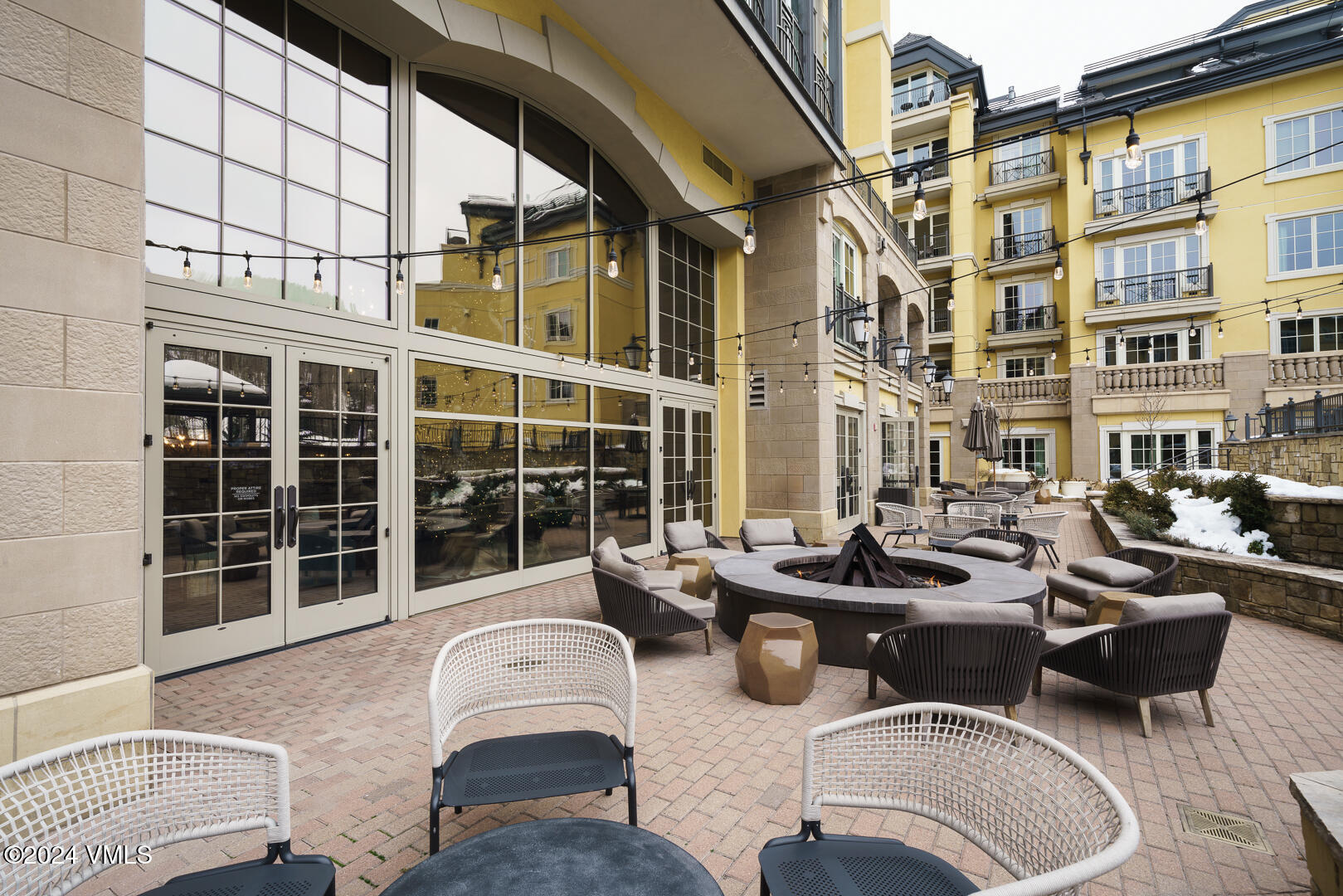 728 West Lionshead Circle, Unit R112 Vail, CO 81657 - Photo 51 of 83 Ritz-Carlton_Vail_R112_071