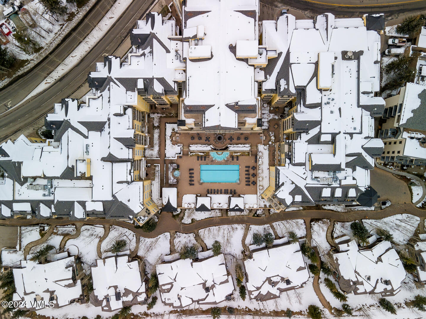 728 West Lionshead Circle, Unit R112 Vail, CO 81657 - Photo 66 of 83 Ritz-Carlton_Vail_R112_094