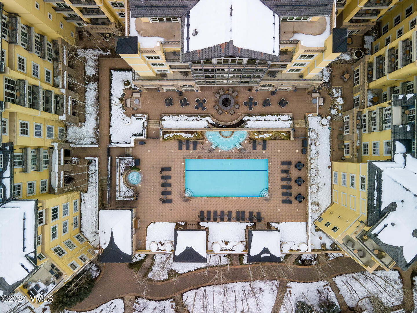 728 West Lionshead Circle, Unit R112 Vail, CO 81657 - Photo 70 of 83 Ritz-Carlton_Vail_R112_100