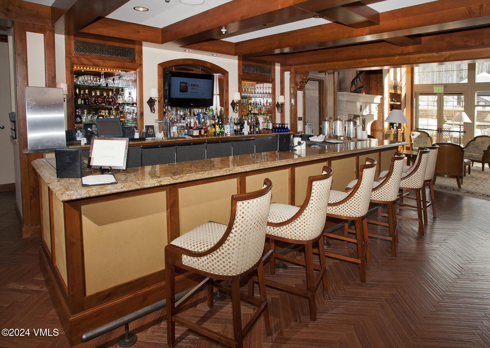 728 West Lionshead Circle, Unit R112 Vail, CO 81657 - Photo 76 of 83 45