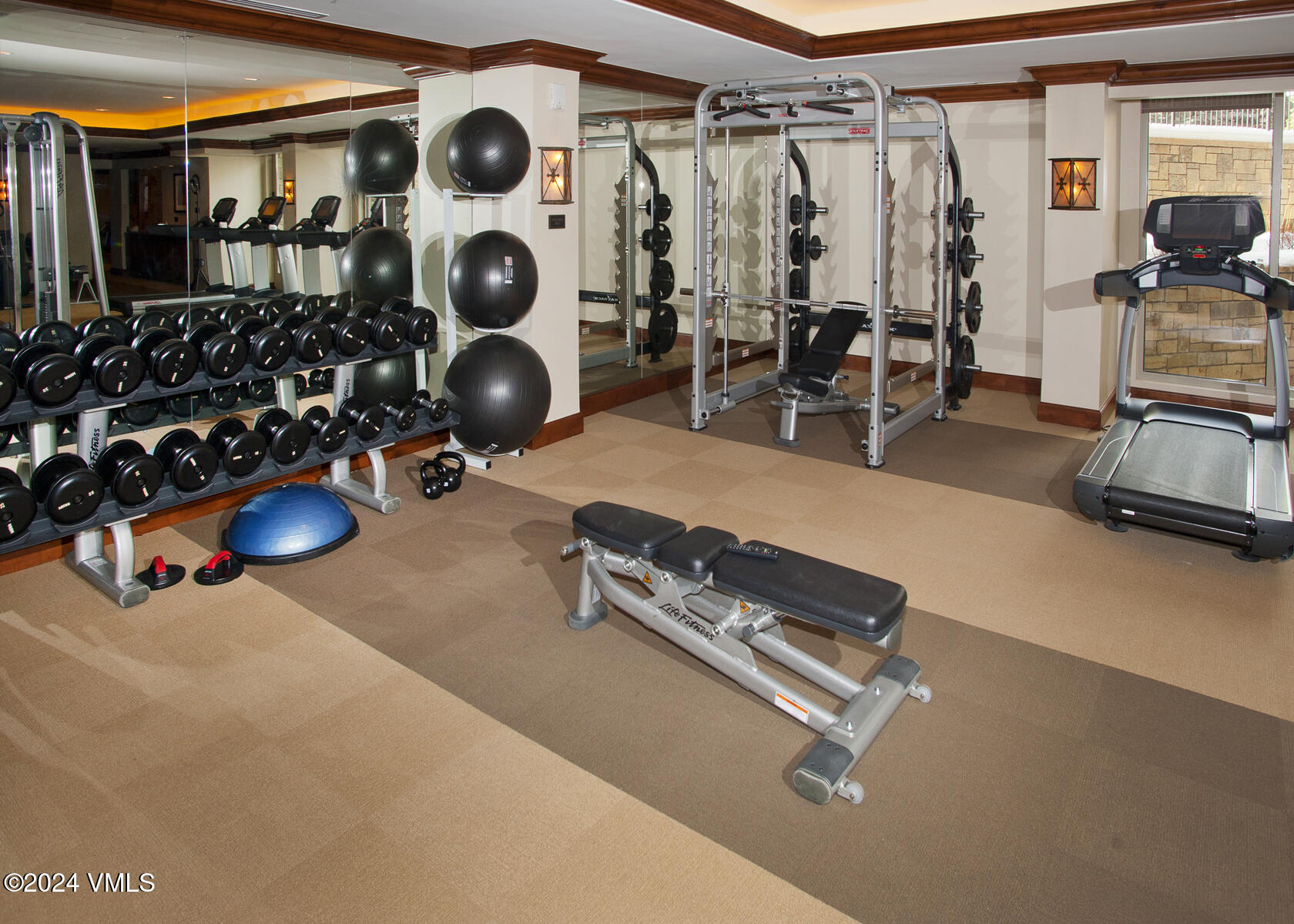 728 West Lionshead Circle, Unit R112 Vail, CO 81657 - Photo 79 of 83 40