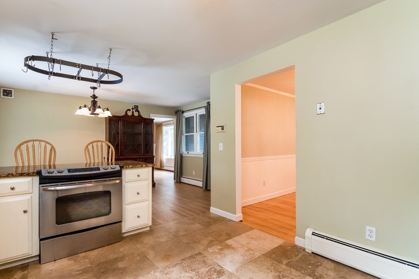 1342 Gilbert Stuart Road North Kingstown, RI 02874 - Photo 11 of 33