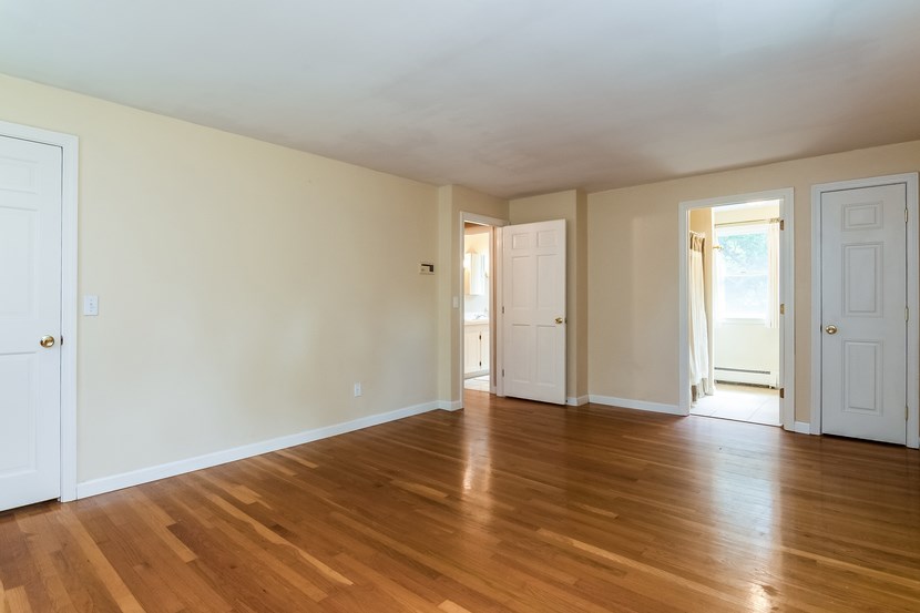 1342 Gilbert Stuart Road North Kingstown, RI 02874 - Photo 17 of 33