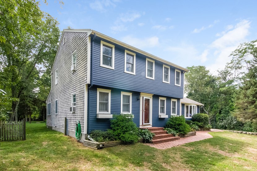 1342 Gilbert Stuart Road North Kingstown, RI 02874 - Photo 2 of 33