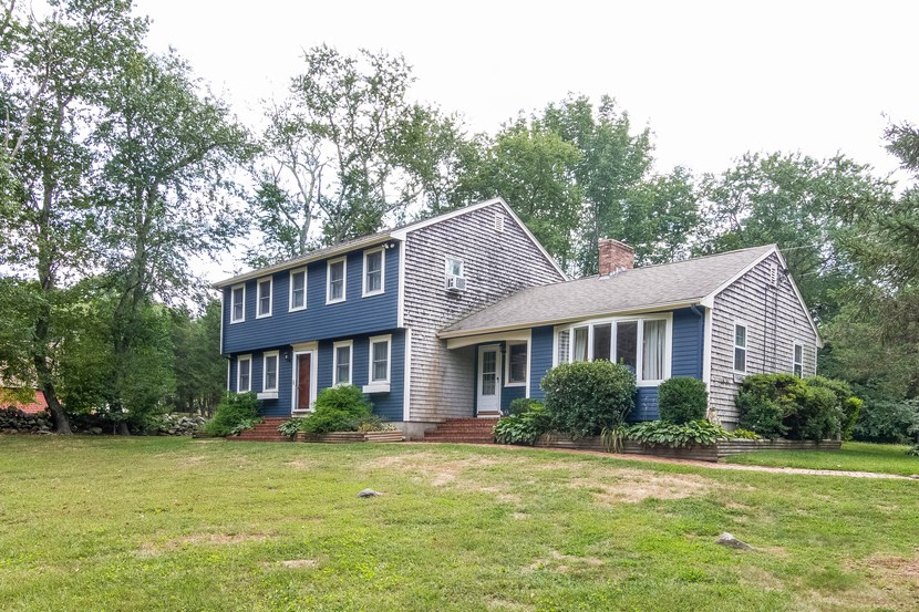 1342 Gilbert Stuart Road North Kingstown, RI 02874 - Photo 3 of 33