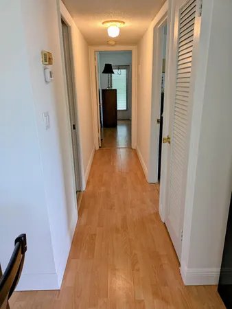 $2,000 | 172 West High Point Terrace, Unit D, Delray Beach, FL 33445