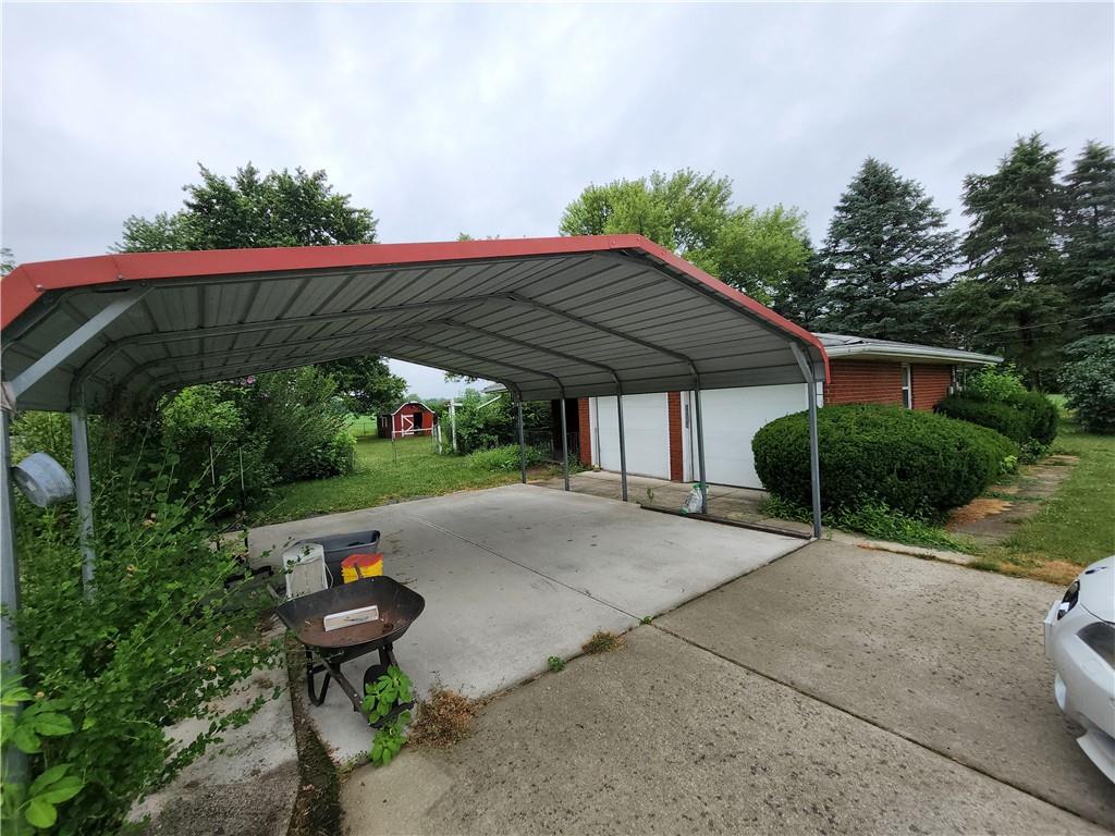 4371 South New Columbus Road Anderson, IN 46013 - Photo 2 of 27 Gallery Image 2