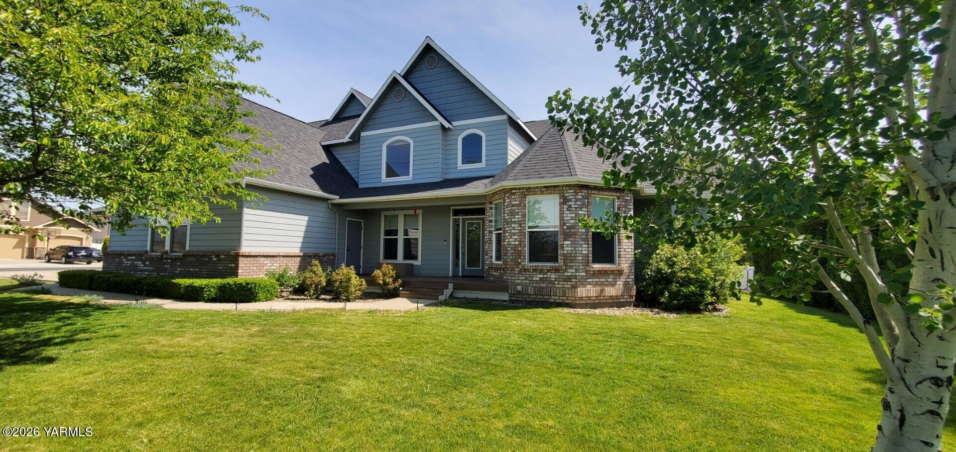 7904 Easy Street Yakima, WA 98903 - Photo 1 of 38 06ced534-3be9-41e3-85f5-e301008203bb