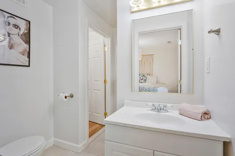 $1,250,000 | 11117 Whisperwood Lane, North Bethesda, MD 20852