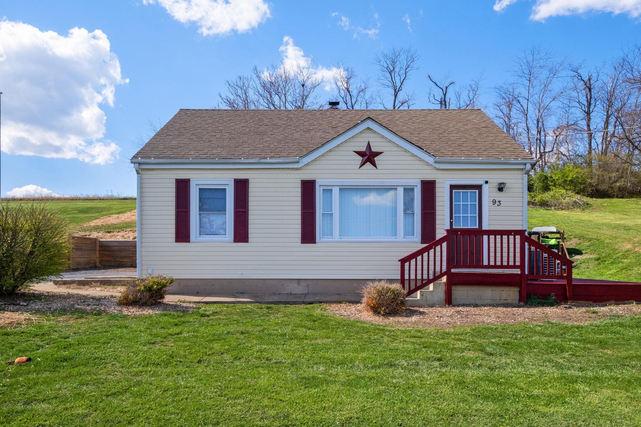 93 Orchard Road Staunton, VA 24401 - Photo 2 of 22 Gallery Image 2