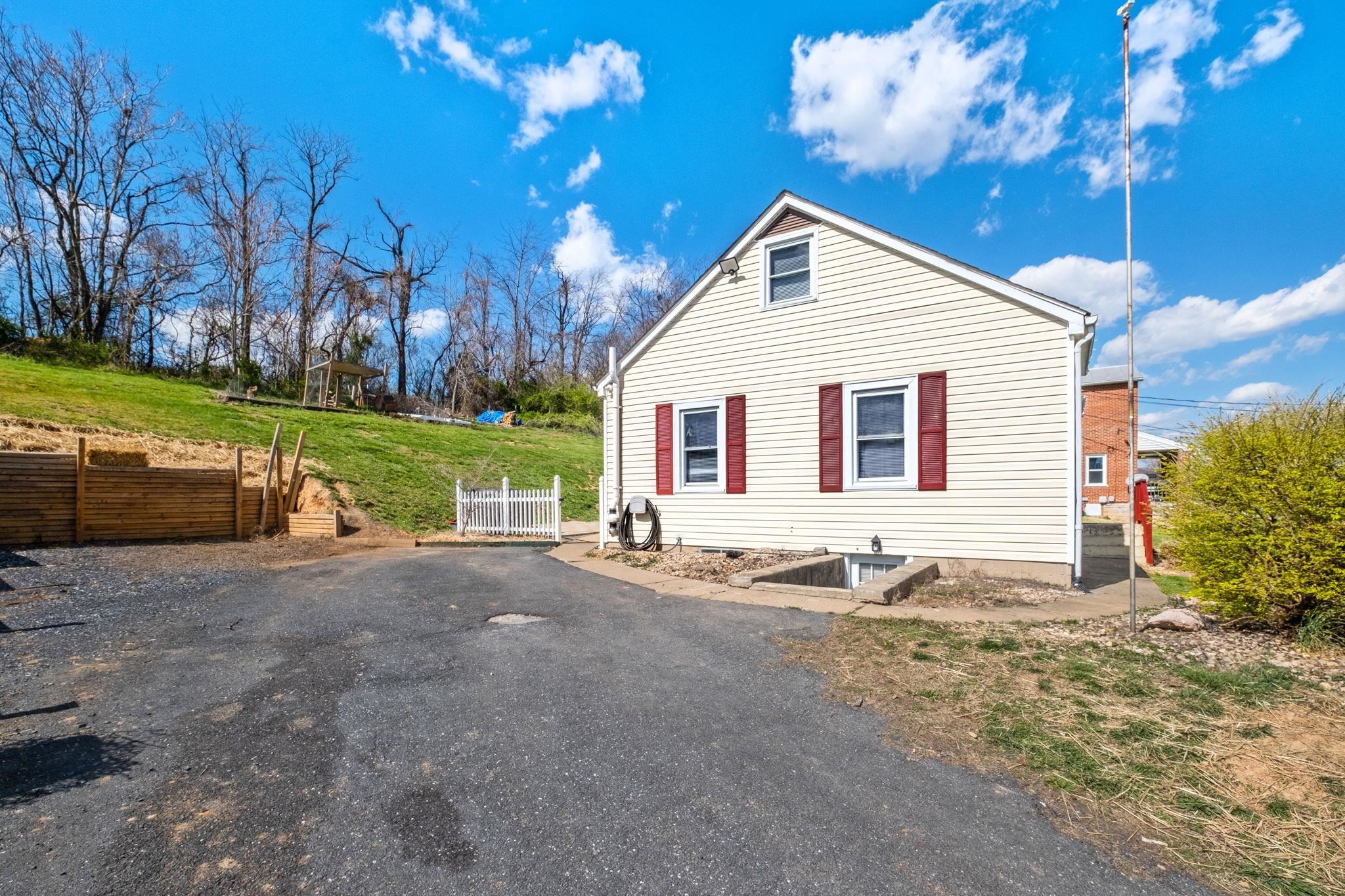 93 Orchard Road Staunton, VA 24401 - Photo 22 of 22 Gallery Image 22