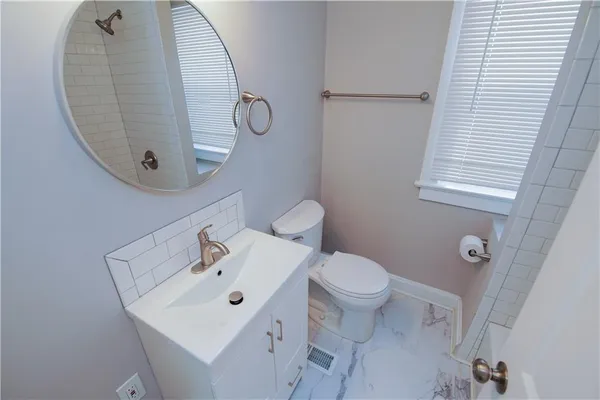 $205,000 | 336 North Brighton Avenue, Kansas City, MO 64123