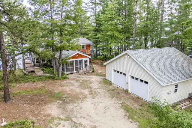 $999,999 | 16 Channel Road, Ossipee, NH 03814