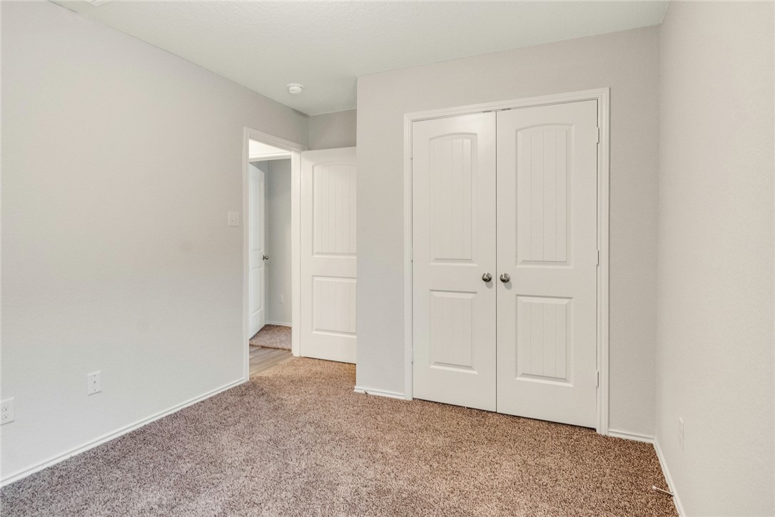 117 Nathaniel Drive Taylor, TX 76574 - Photo 17 of 26 a view of an empty room