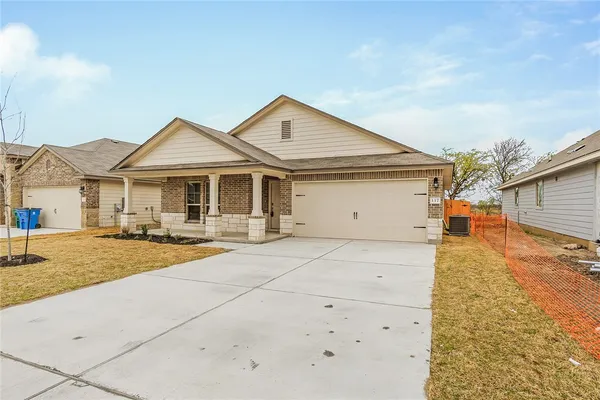 $1,975 | 117 Nathaniel Drive, Taylor, TX 76574
