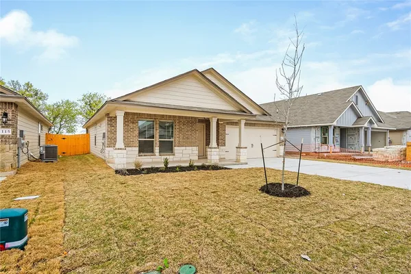 $1,975 | 117 Nathaniel Drive, Taylor, TX 76574