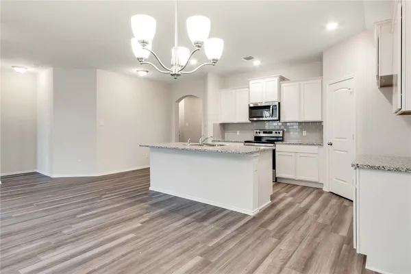 $1,975 | 117 Nathaniel Drive, Taylor, TX 76574