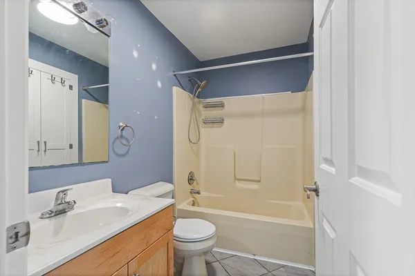 $370,000 | 2743 Cranberry Highway, Unit 5B, Wareham, MA 02571