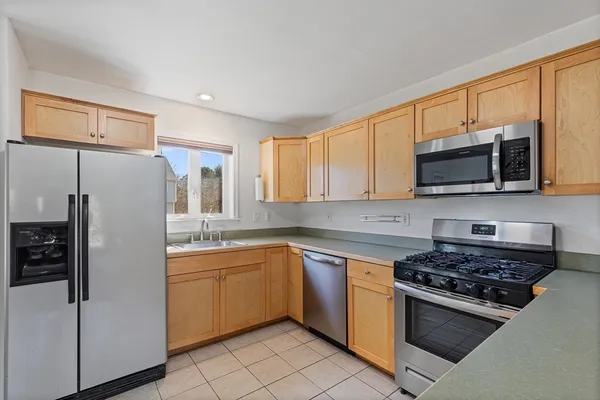 $370,000 | 2743 Cranberry Highway, Unit 5B, Wareham, MA 02571