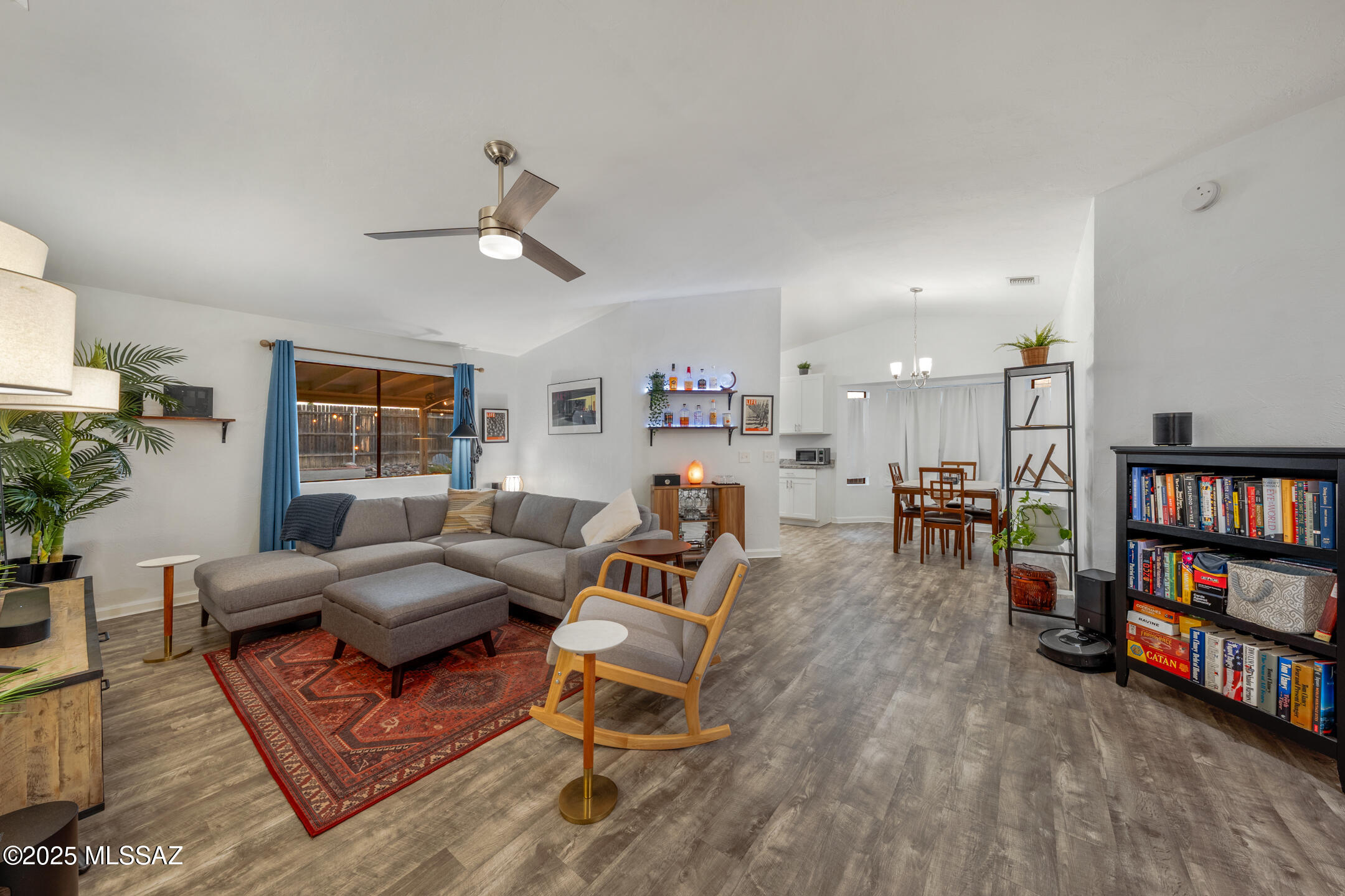 2625 West Flamebrook Road Tucson, AZ 85741 - Photo 5 of 19 Gallery Image 5