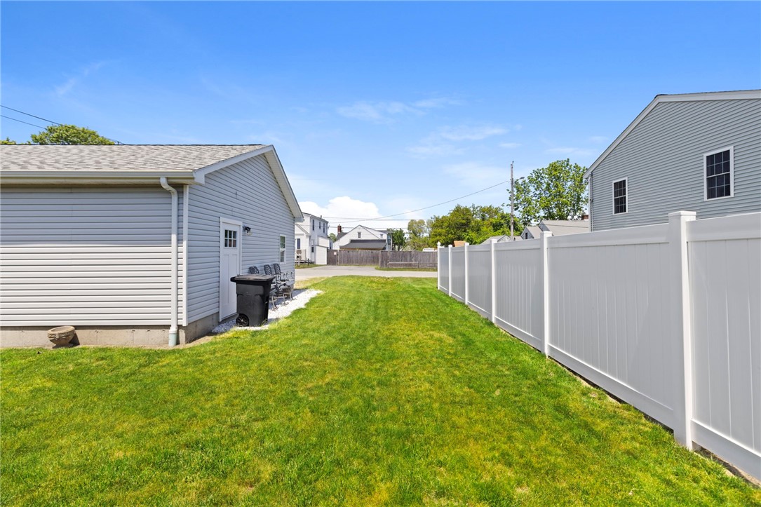3055 East Main Road Portsmouth, RI 02871 - Photo 8 of 14