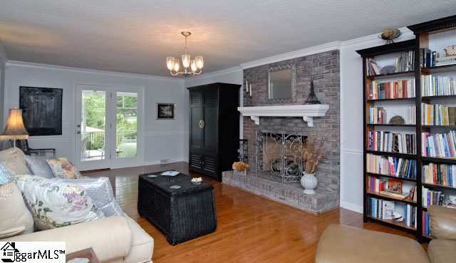 705 Spring Lake Loop Simpsonville, SC 29681 - Photo 2 of 25