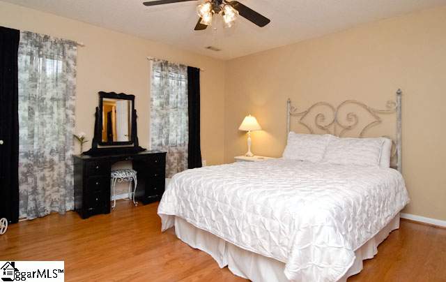 705 Spring Lake Loop Simpsonville, SC 29681 - Photo 14 of 25