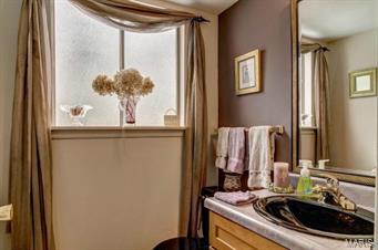 354 Ridgemeadow Drive Chesterfield, MO 63017 - Photo 12 of 28 Gallery Image 12