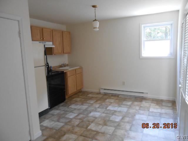 216 Highridge Road Albrightsville, PA 18210 - Photo 3 of 12 Gallery Image 3