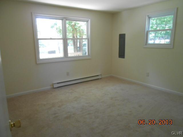 216 Highridge Road Albrightsville, PA 18210 - Photo 6 of 12 Gallery Image 6
