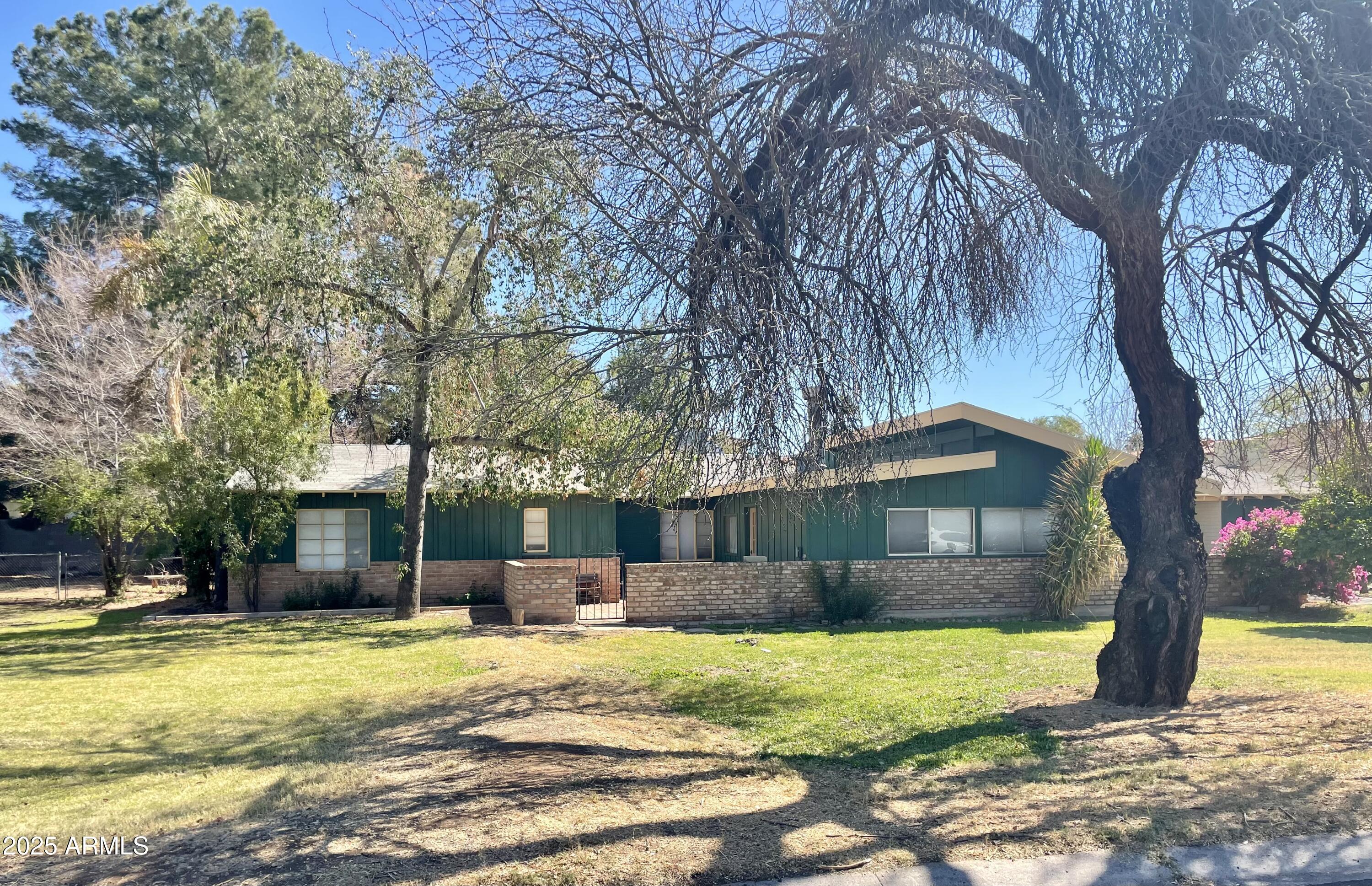 7827 North 3rd Street Phoenix, AZ 85020 - Photo 1 of 3 7827 N 3rd St