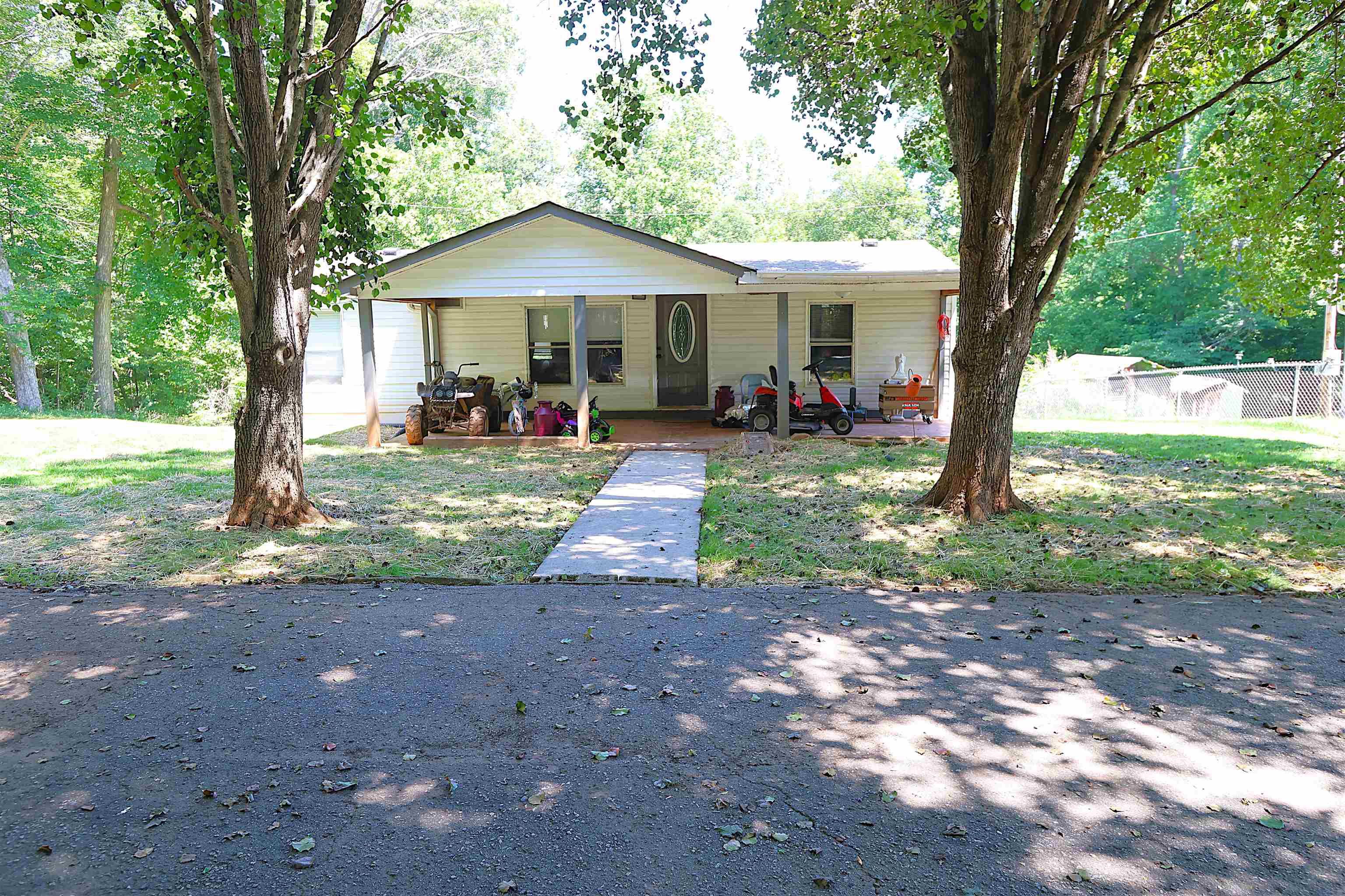251 Crenshaw Road Cowpens, SC 29330 - Photo 1 of 46