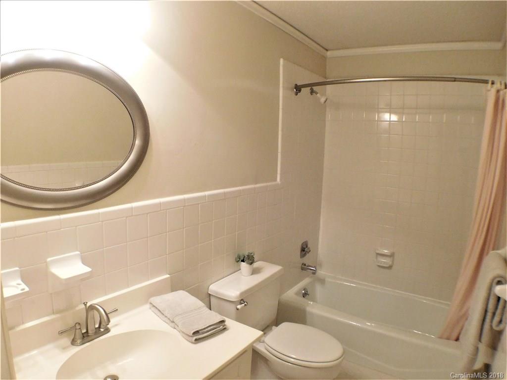 1332 Queens Road, Unit 1332 Charlotte, NC 28207 - Photo 11 of 19 Gallery Image 11