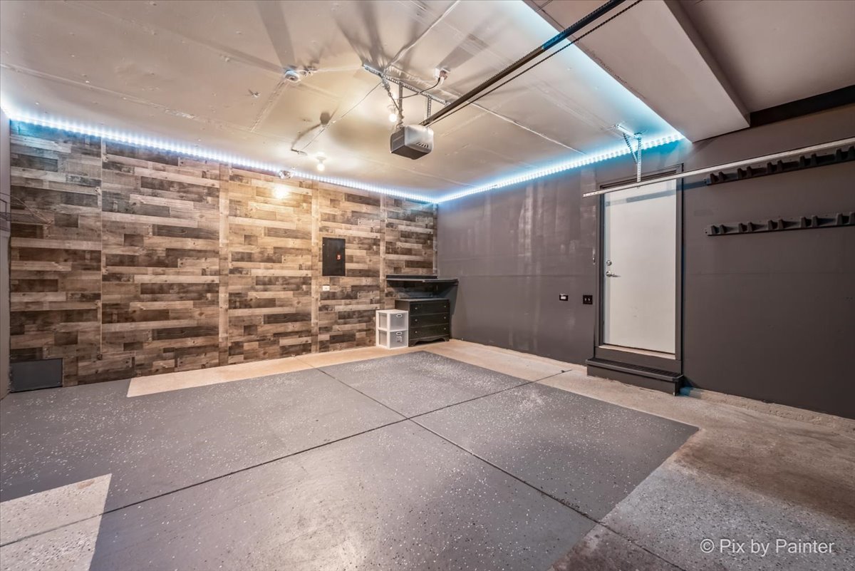 4547 Burnham Drive Hoffman Estates, IL 60192 - Photo 12 of 21