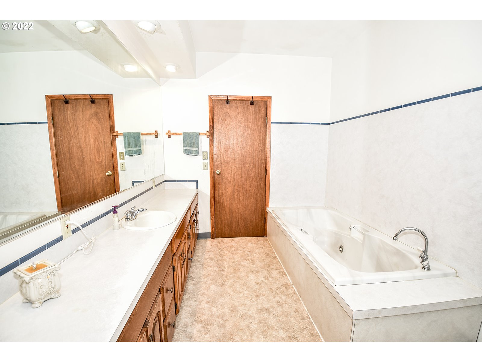73915 Olson Road Clatskanie, OR 97016 - Photo 14 of 28 Bathroom